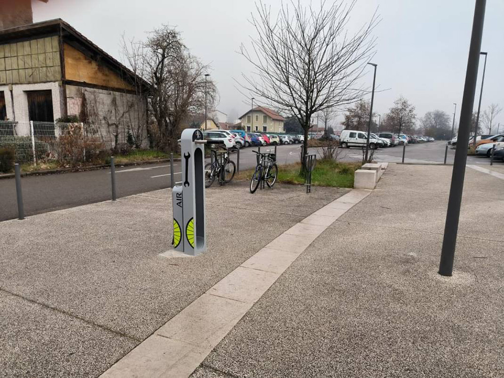 station gonfles et répares ton vélo